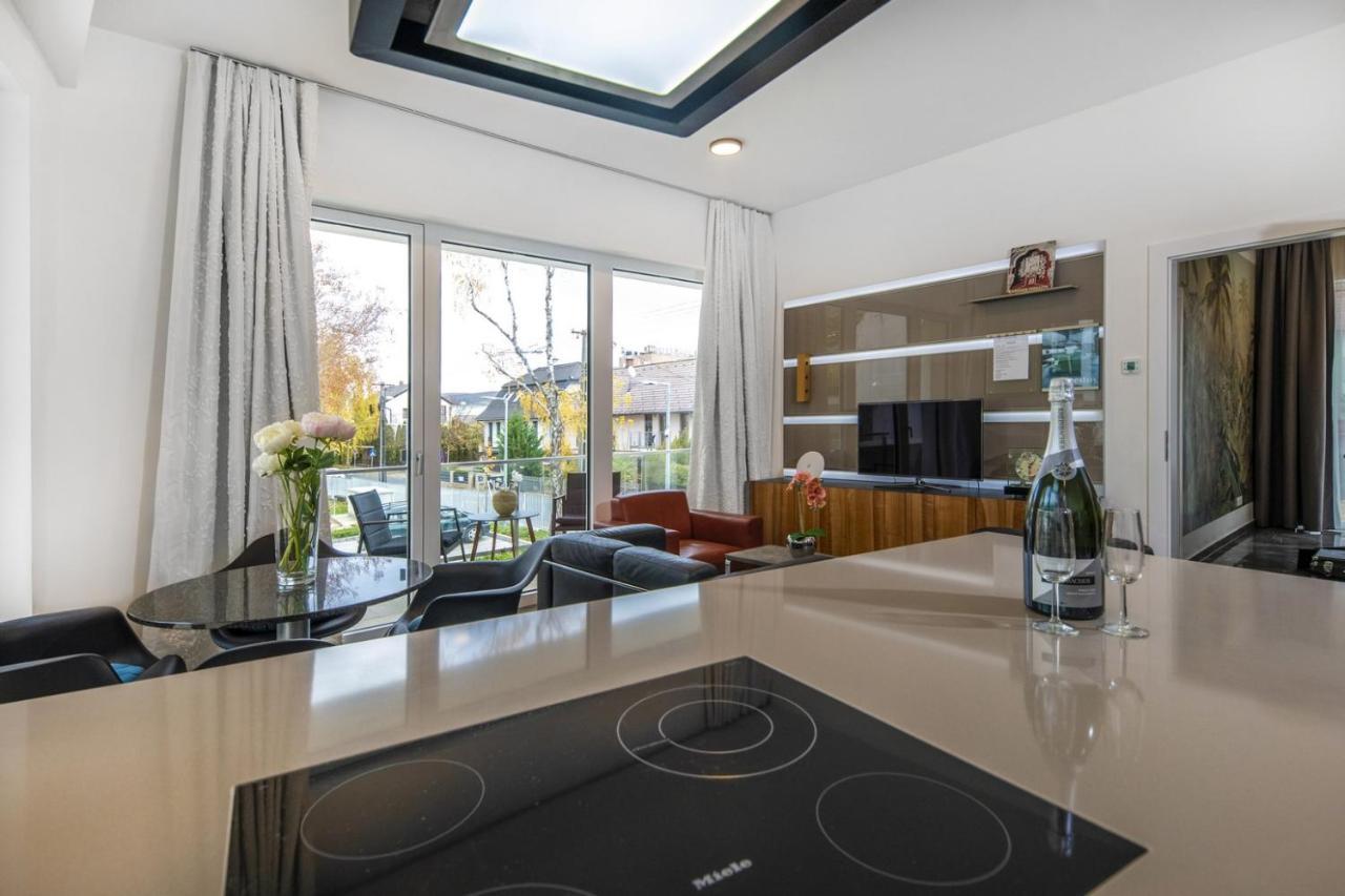 Flavius Spa Residence ヘーヴィーズ エクステリア 写真
