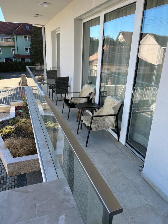 Flavius Spa Residence ヘーヴィーズ エクステリア 写真