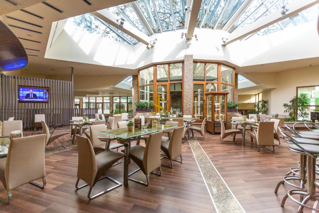 Flavius Spa Residence ヘーヴィーズ エクステリア 写真